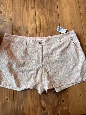 Forever 21+ Plus Size Lace Overlay Shorts Size 3X